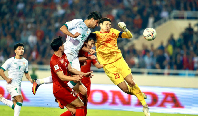 iraq-chot-26-cau-thu-tu-tin-danh-bai-viet-nam-tren-san