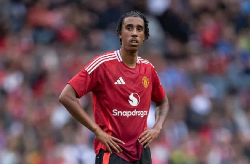 man-utd-tim-ra-nhan-to-dac-biet-tu-tin-som-tro