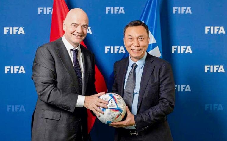 Chủ tịch FIFA và Tổng thư ký FIFA gửi thư chúc Tết LĐBĐVN và Chủ tịch Trần Quốc Tuấn